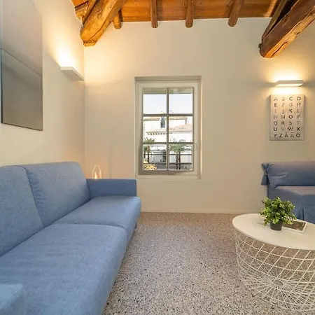 Moderno Appartamento A 200 Metri Dal Duomo Como Exterior foto